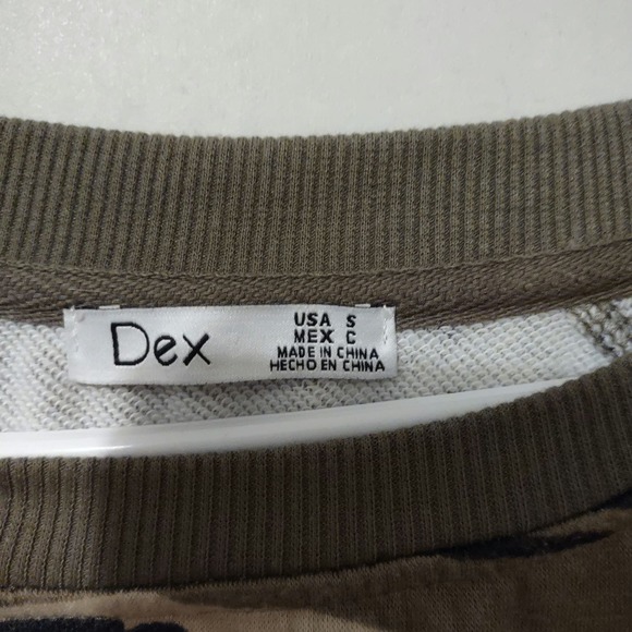 Dex Women's Camo Distressed Sweatshirt Size Small - Picture 2 of 4